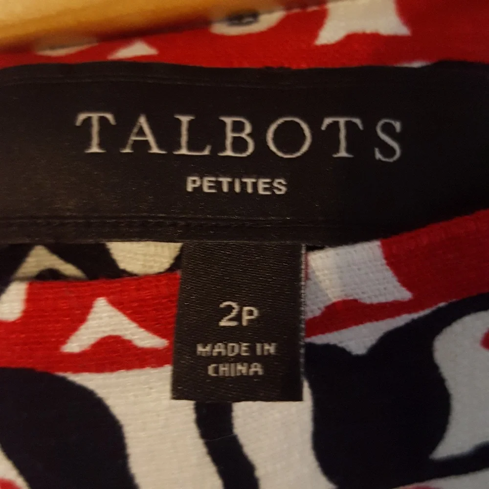 Talbots Red and Black Printed Skirt Sz 2P‎